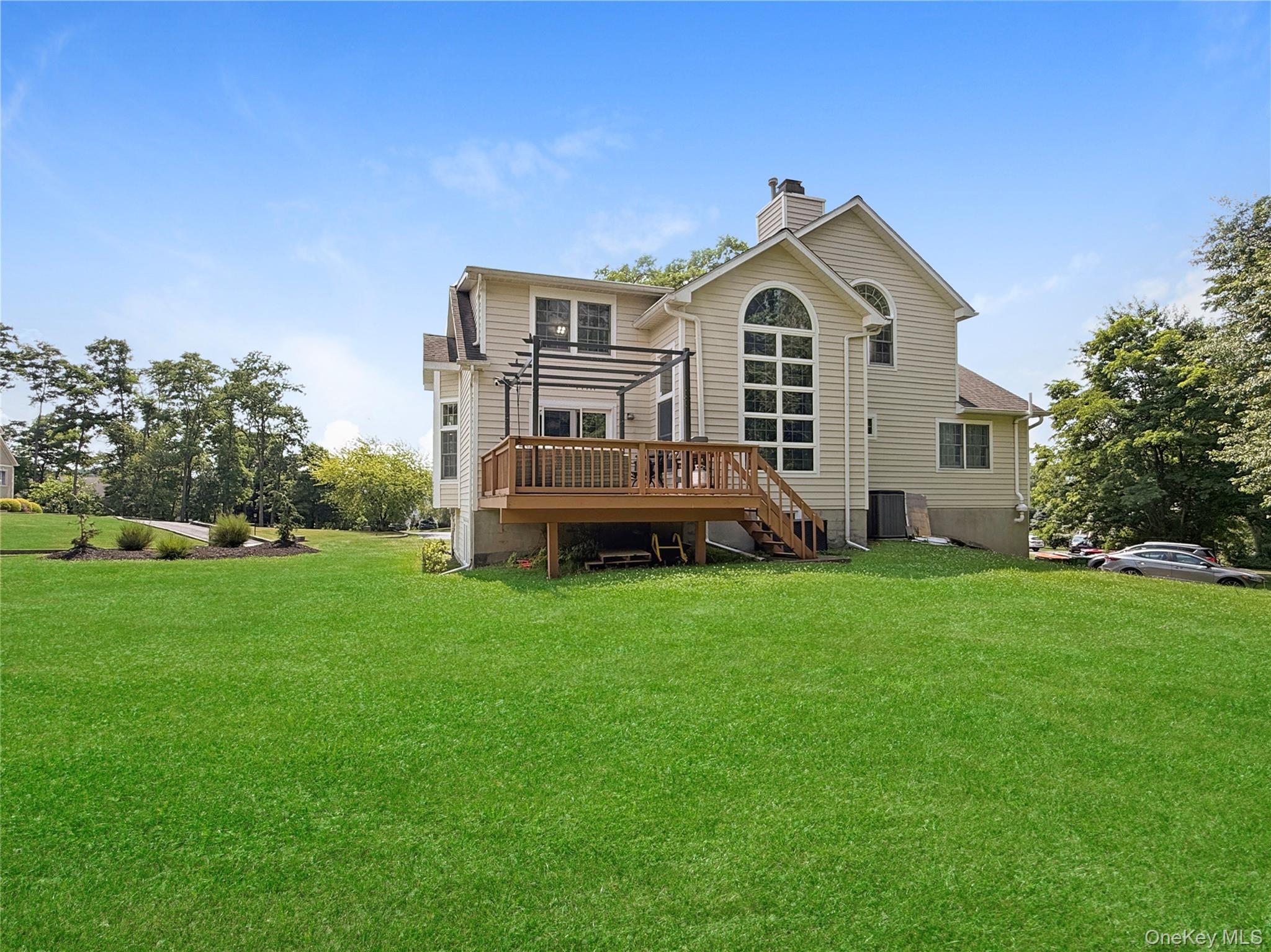 201 Windsor Road Fishkill, NY 12524 - Photo 30 of 32
