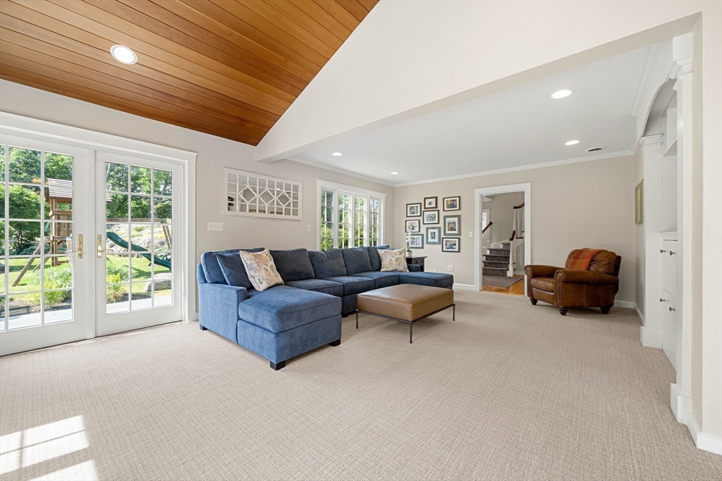 69 Gale Road Swampscott, MA 01907 - Photo 20 of 42
