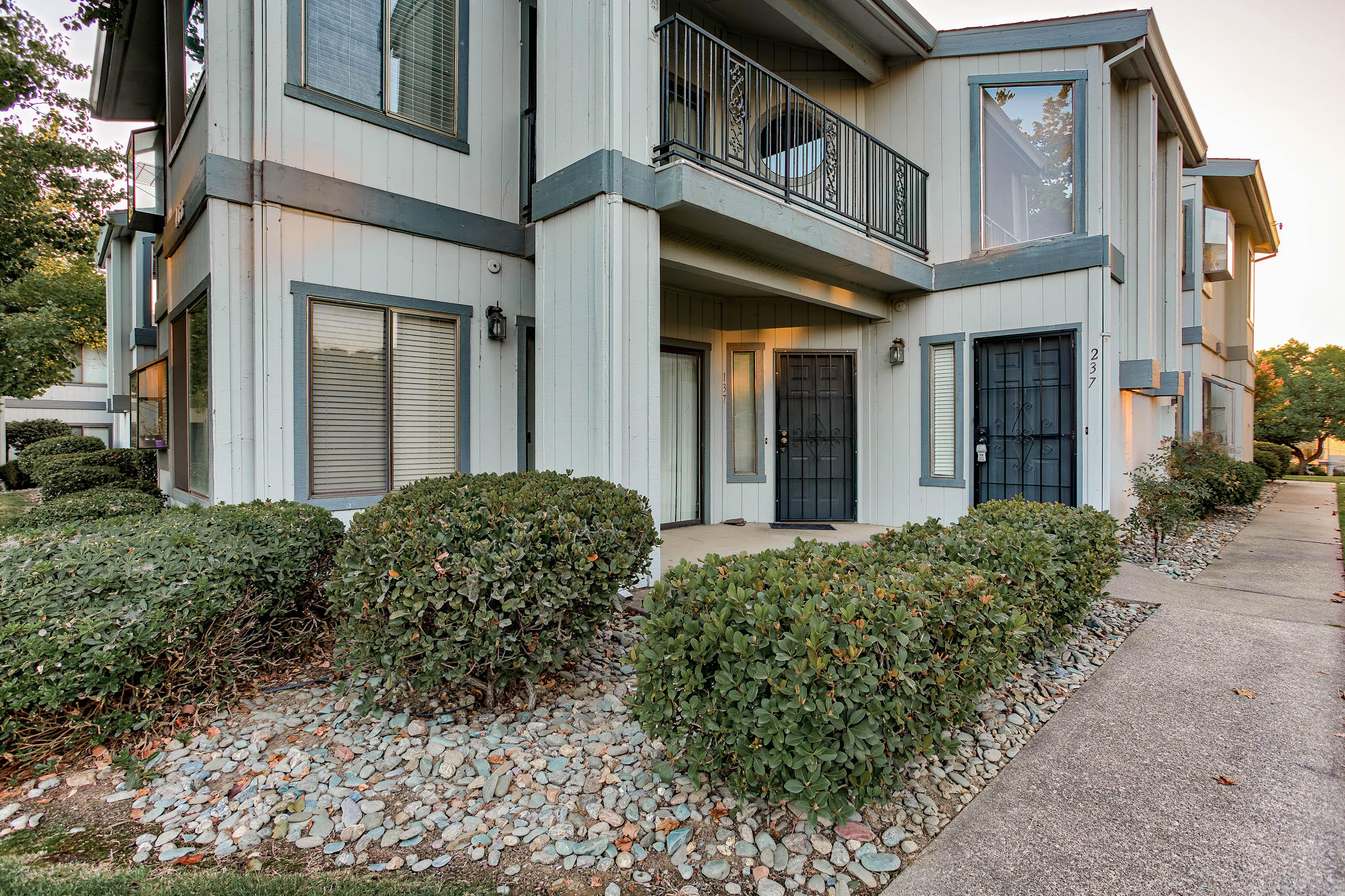 466 Ridgecrest Trail, Unit 237 Redding, CA 96003 - Photo 1 of 22 Front