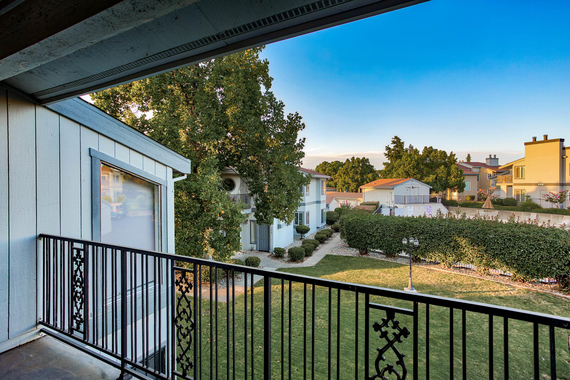 466 Ridgecrest Trail, Unit 237 Redding, CA 96003 - Photo 18 of 22 View from balcony