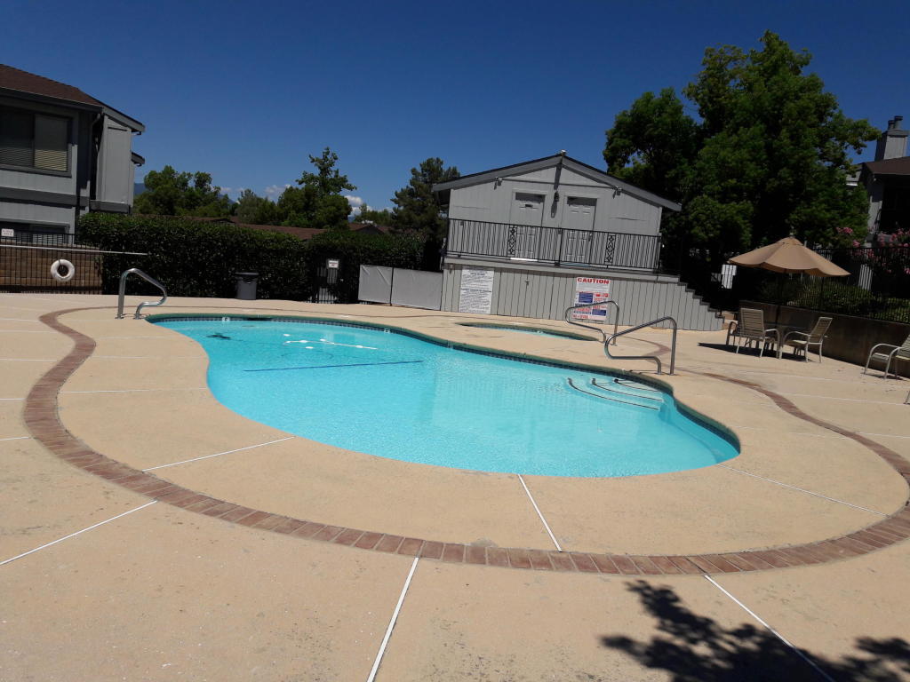 466 Ridgecrest Trail, Unit 237 Redding, CA 96003 - Photo 2 of 22 20160719194139742881000000-o
