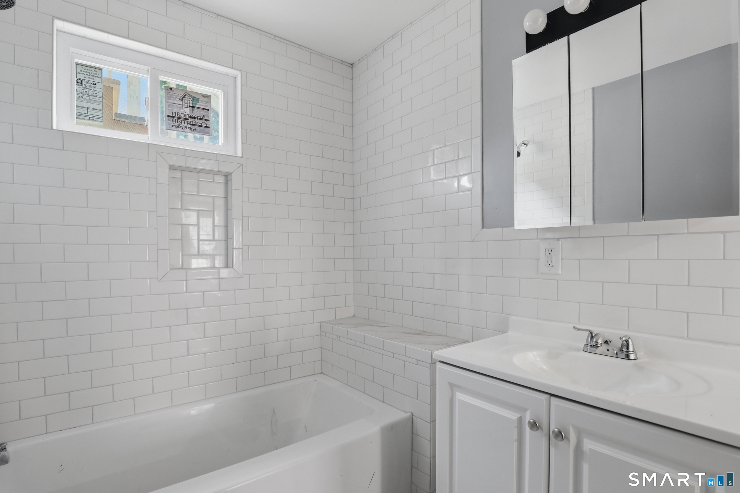 33 Congress Avenue Waterbury, CT 06708 - Photo 9 of 29