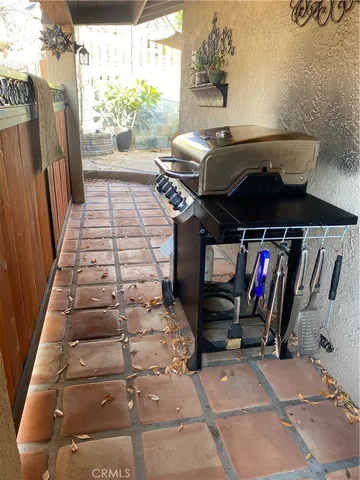 an empty room with closet