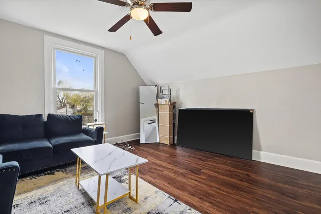 $295,000 | 1220 North Wisconsin Street, Racine, WI 53402