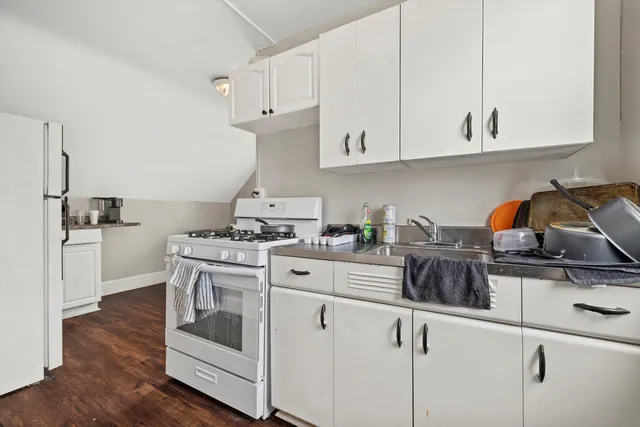 $295,000 | 1220 North Wisconsin Street, Racine, WI 53402