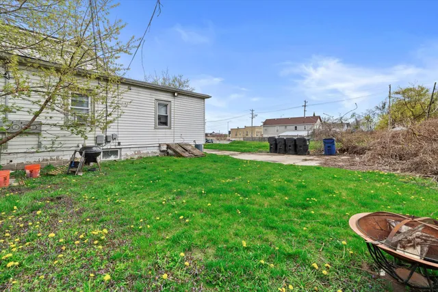 $295,000 | 1220 North Wisconsin Street, Racine, WI 53402