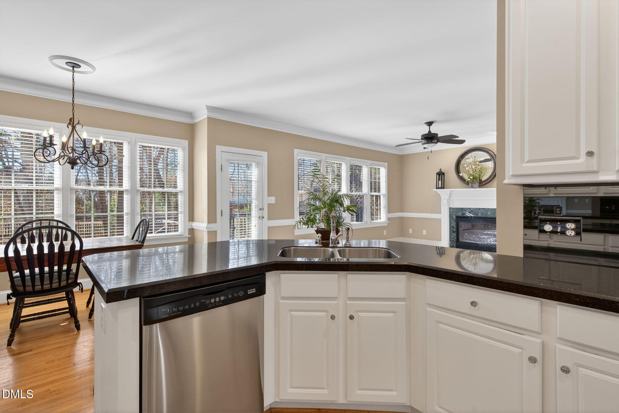 3309 Glade Spring Court Raleigh, NC 27612 - Photo 17 of 48 Kitchen