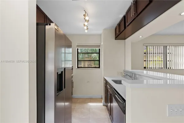 $2,200 | 6316 Southwest 136th Court, Unit 209G, Miami, FL 33183