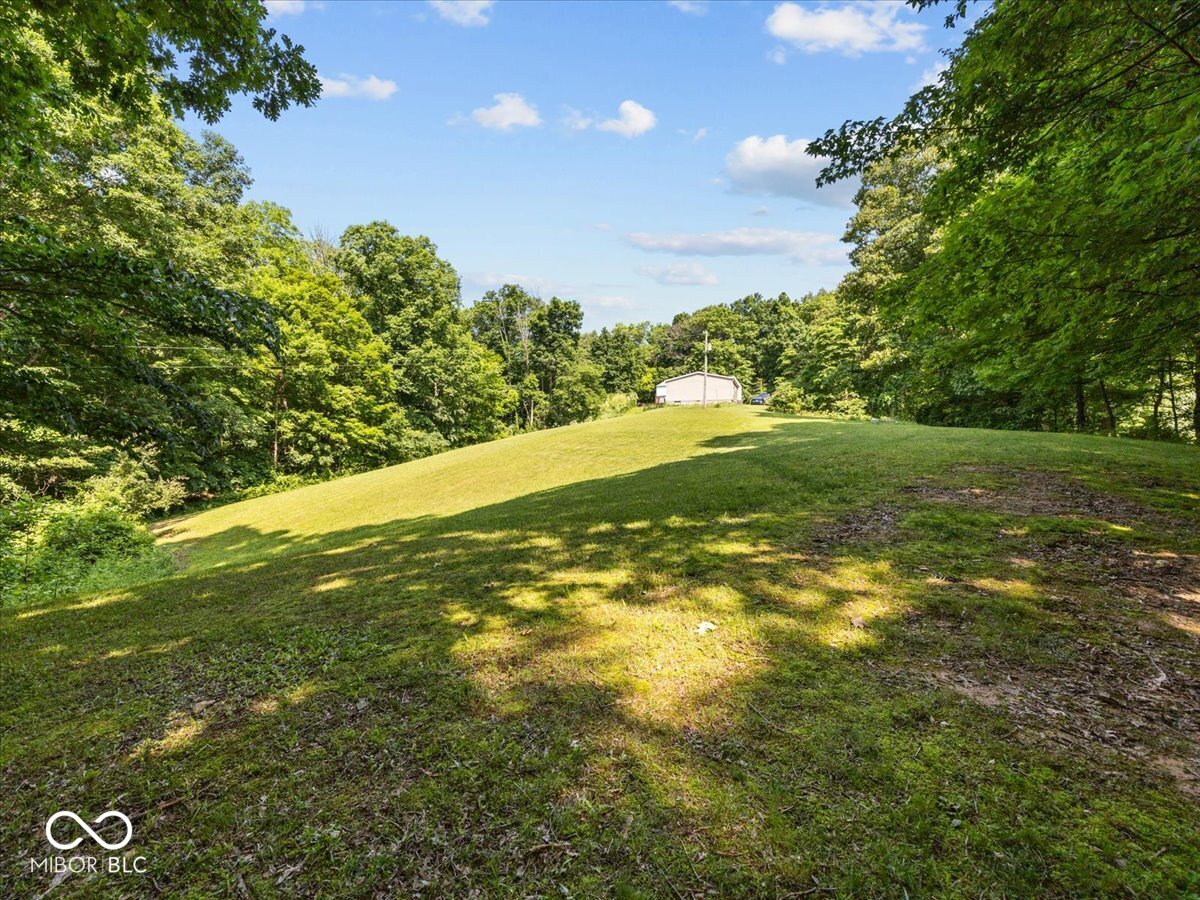 19230 Stacy Road Metamora, IN 47030 - Photo 6 of 24 Gallery Image 6