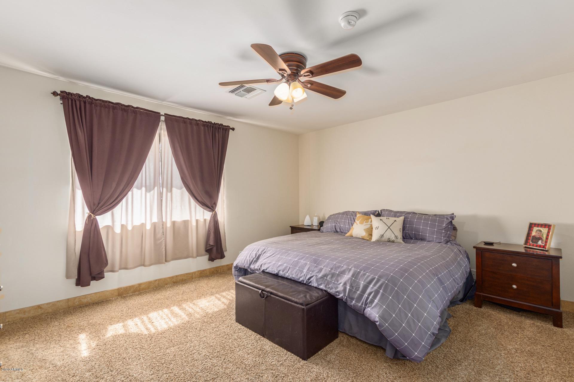 1511 East Joy Ranch Road Phoenix, AZ 85086 - Photo 9 of 20 Joy 21