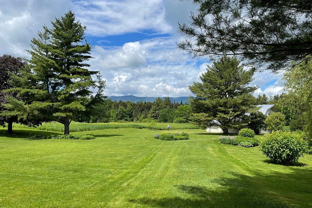 4830 East Warren Road Warren, VT 05674 - Photo 7 of 40