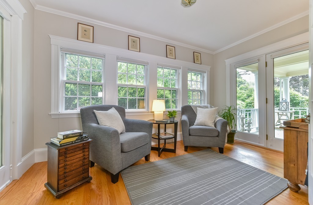 163 Moffat Road Newton, MA 02468 - Photo 10 of 28