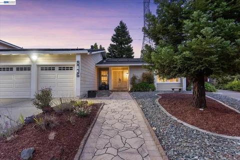 $1,579,000 | 5736 Medallion Court, Castro Valley, CA 94552