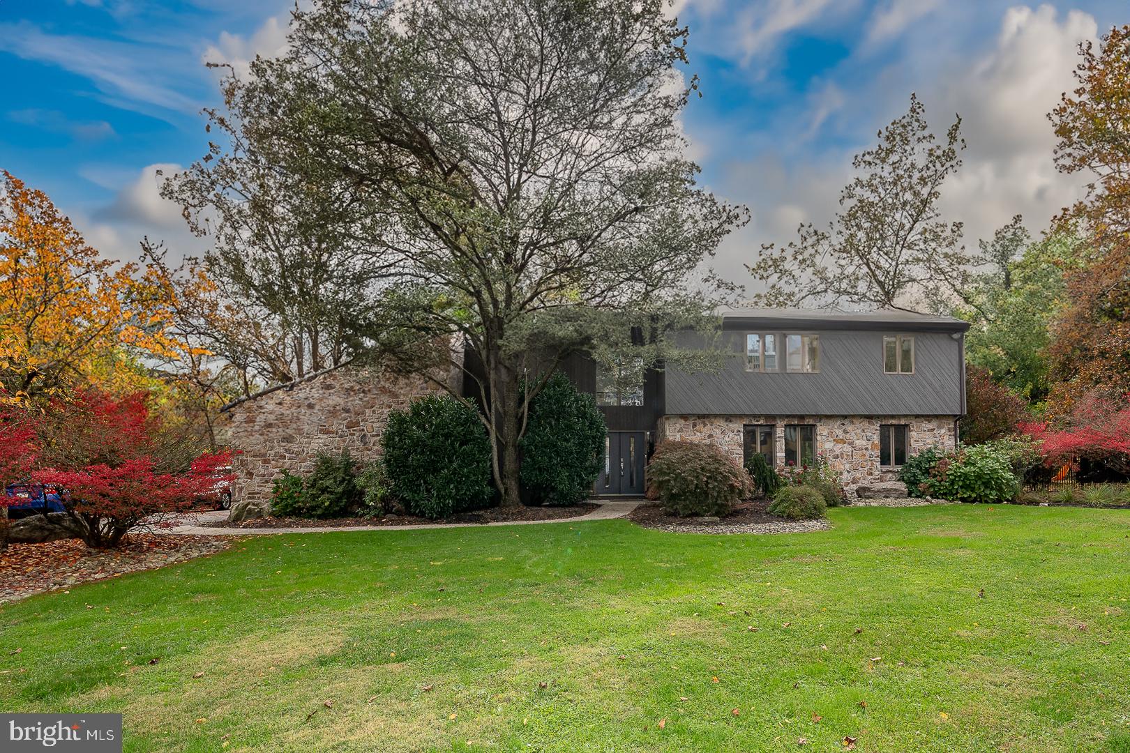 765 Panorama Road Villanova, PA 19085 - Photo 1 of 37