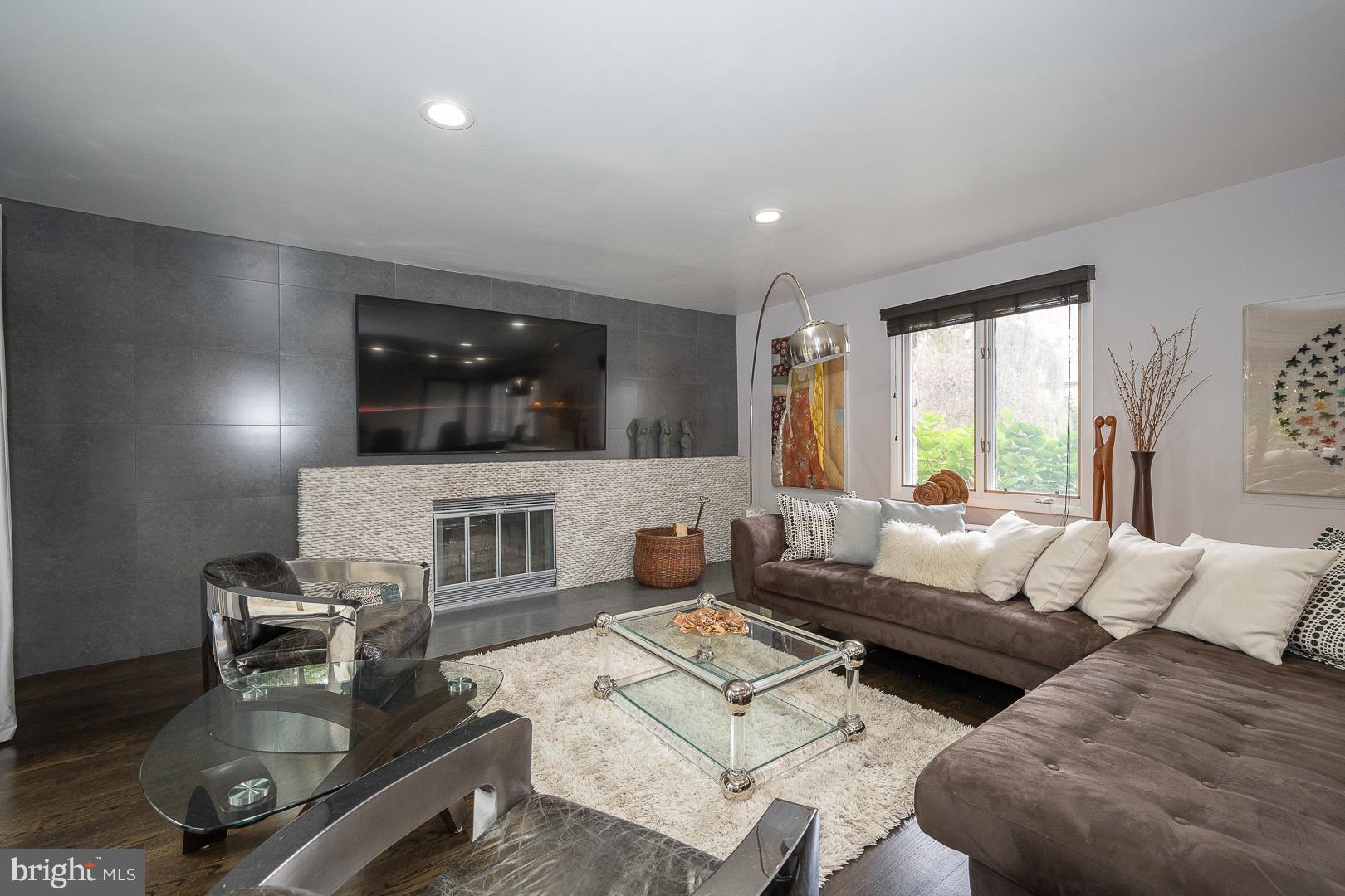 765 Panorama Road Villanova, PA 19085 - Photo 5 of 37