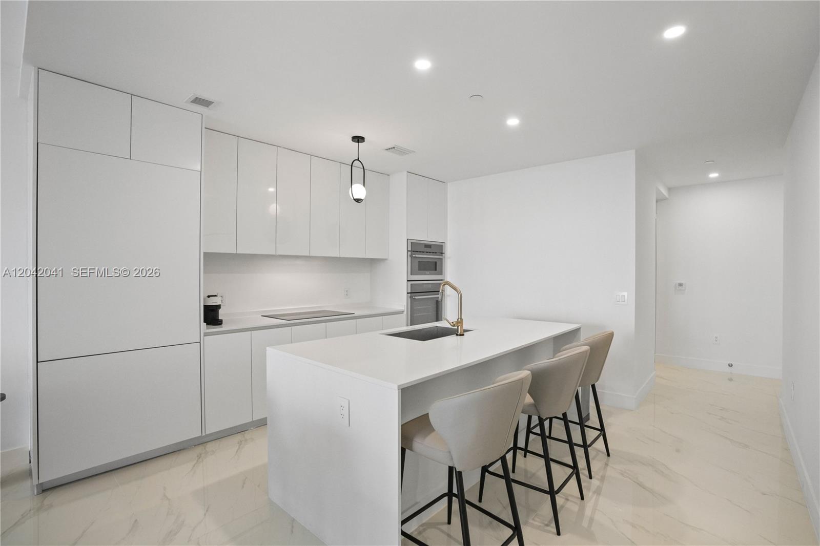 700 Northeast 24th Street, Unit 3905 Miami, FL 33137 - Photo 7 of 46 Kitchen