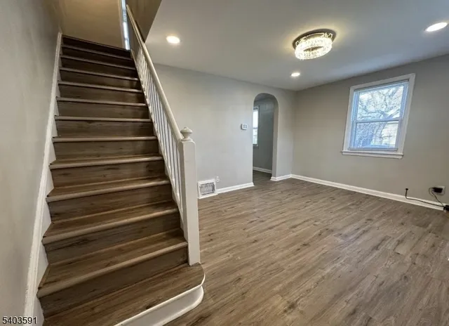 $2,250 | 501 Green Street, Elizabeth, NJ 07202