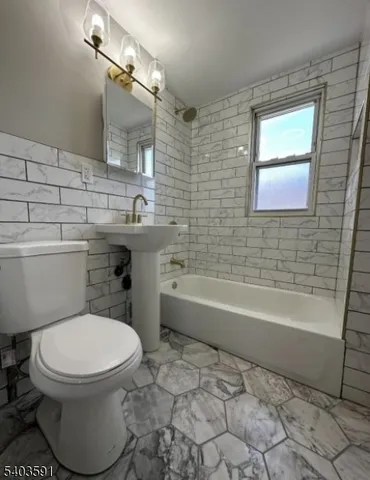 $2,250 | 501 Green Street, Elizabeth, NJ 07202