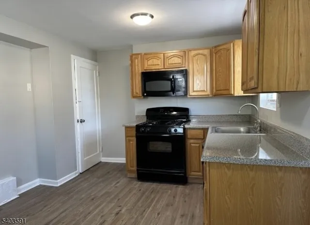 $2,250 | 501 Green Street, Elizabeth, NJ 07202