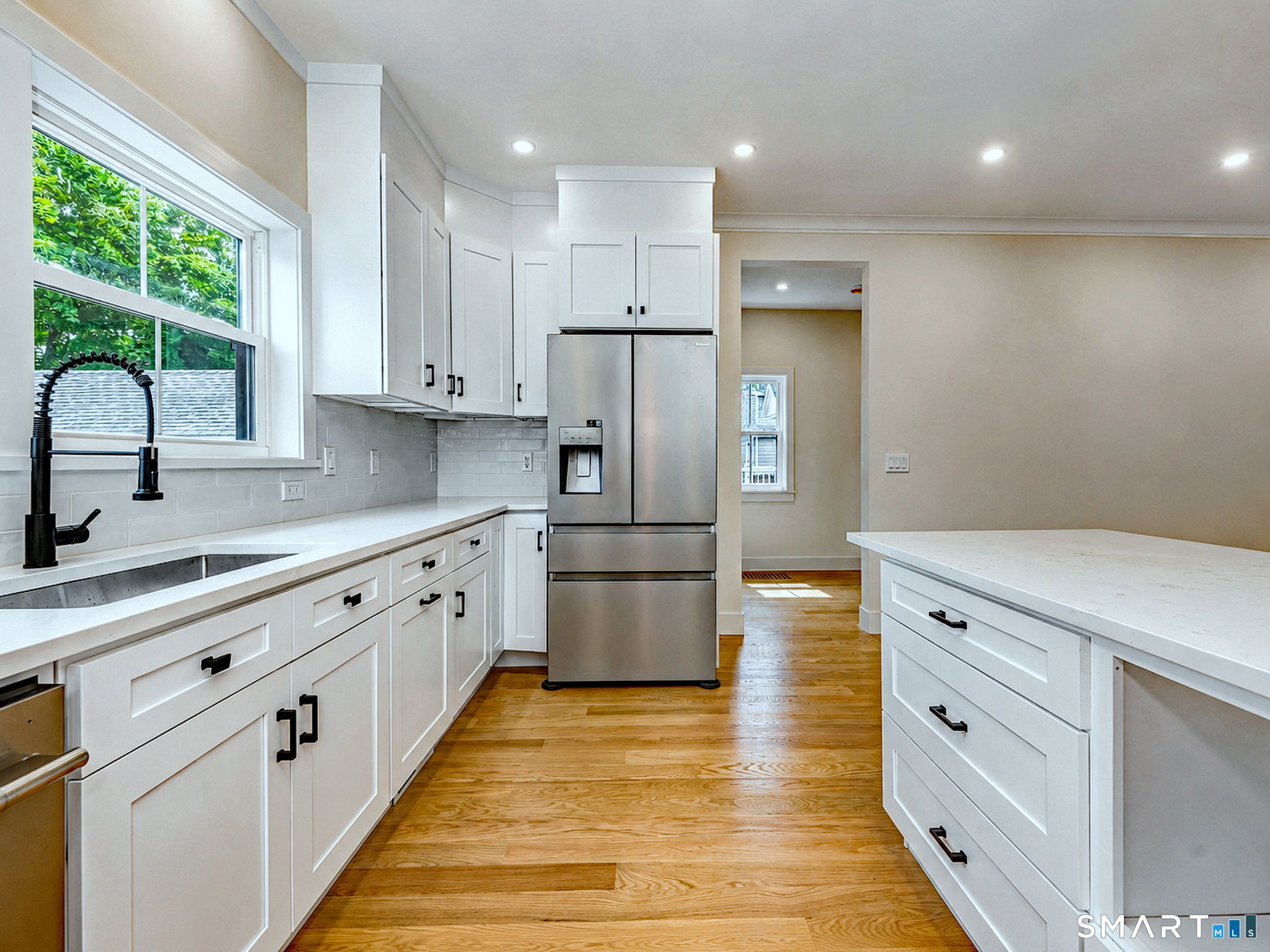 35 Myrtle Street Norwalk, CT 06855 - Photo 17 of 29