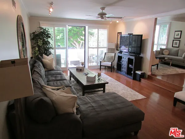$5,190 | 1550 Greenfield Avenue, Unit 201, Los Angeles, CA 90025