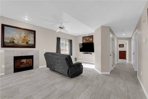 $299,999 | 2925 Wigwam Parkway, Unit 312, Henderson, NV 89074