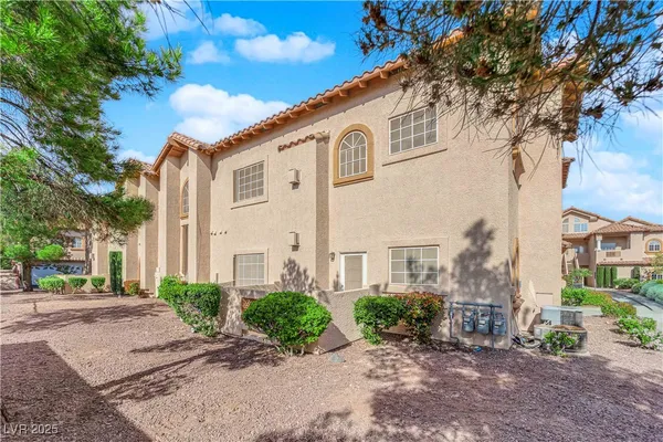 $299,999 | 2925 Wigwam Parkway, Unit 312, Henderson, NV 89074