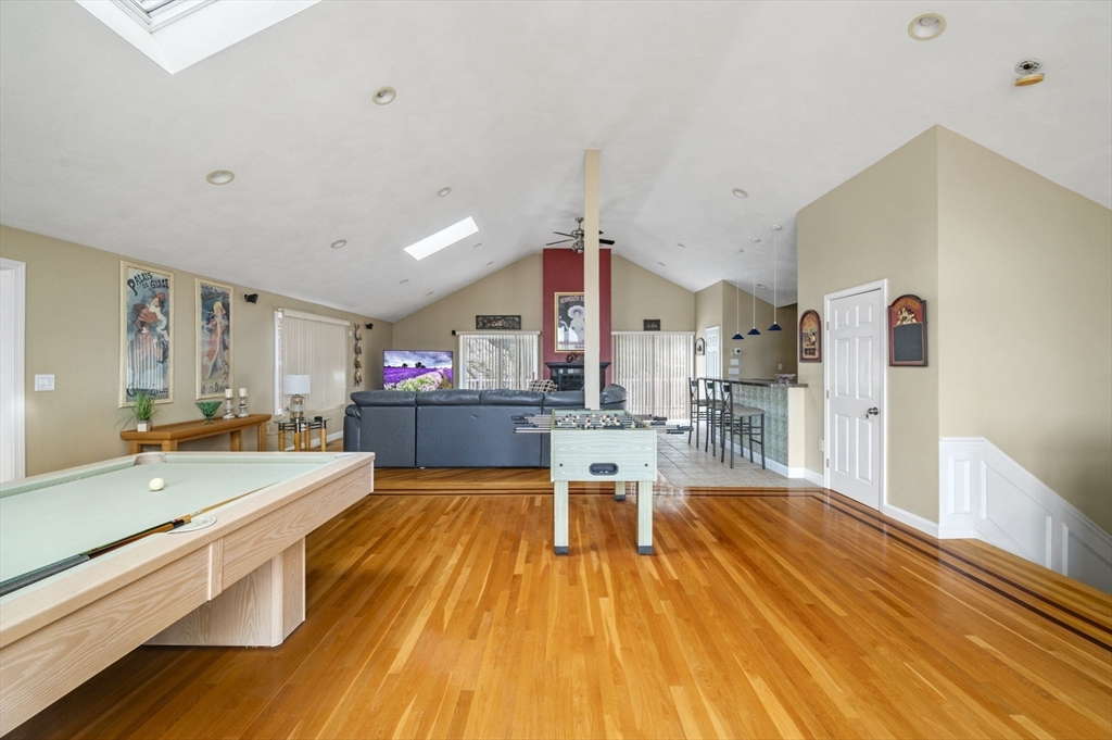 353 Main Street Saugus, MA 01906 - Photo 15 of 42 Gallery Image 15