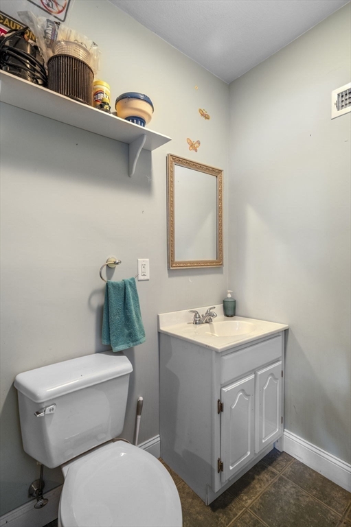 353 Main Street Saugus, MA 01906 - Photo 32 of 42 Gallery Image 32