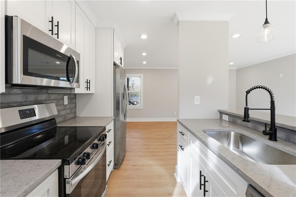 3235 Bluebird Lane Decatur, GA 30032 - Photo 5 of 41