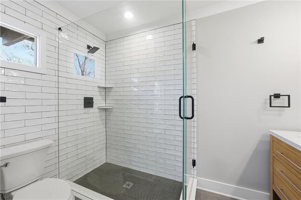 3235 Bluebird Lane Decatur, GA 30032 - Photo 9 of 41