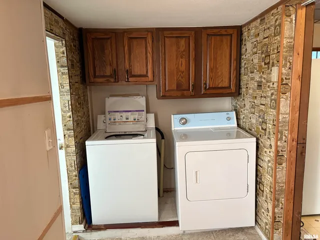 $36,900 | 1410 South Cherry Street, Centralia, IL 62801