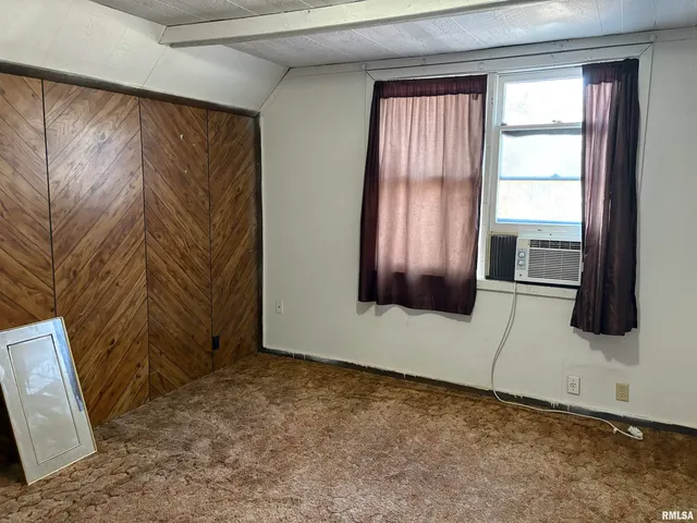 $36,900 | 1410 South Cherry Street, Centralia, IL 62801