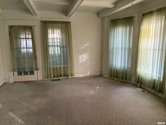 $36,900 | 1410 South Cherry Street, Centralia, IL 62801