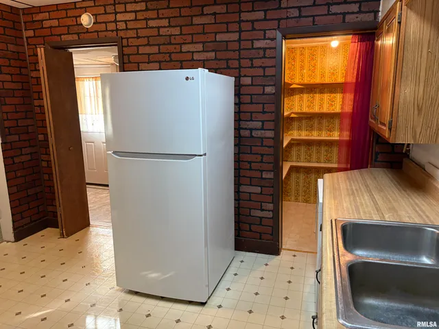 $36,900 | 1410 South Cherry Street, Centralia, IL 62801