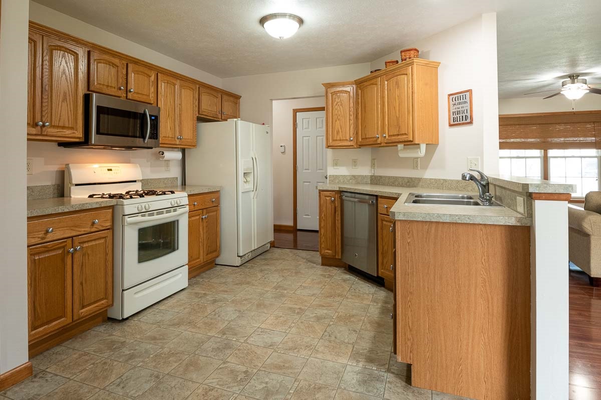 68943 Red Cedar Road New Paris, IN 46553 - Photo 27 of 28 Gallery Image 27