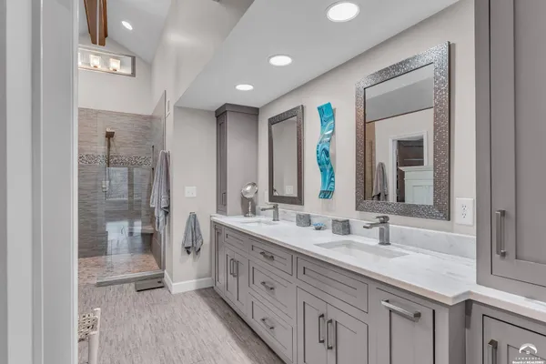 $434,900 | 2009 Crossgate Drive, Lawrence, KS 66047