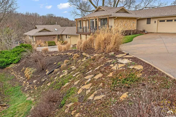 $434,900 | 2009 Crossgate Drive, Lawrence, KS 66047