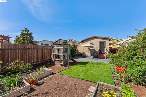 $500,000 | 1262 94th Avenue, Oakland, CA 94603