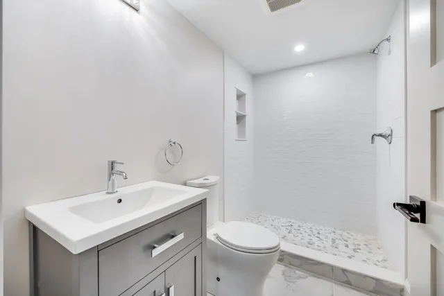 $1,097,000 | 255 Old Main Road, Unit 2B, North Falmouth, MA 02556