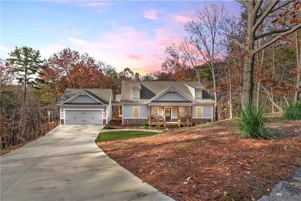 $500,000 | 117 Mescalero Court, Waleska, GA 30183