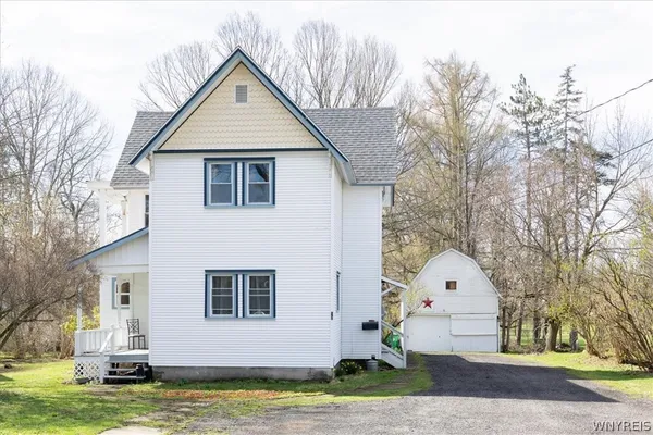 $199,900 | 52 Woodward Avenue, Springville, NY 14141