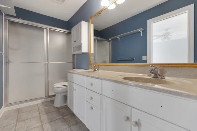 $400,000 | 3701 King Charles Lane, St. Charles, IL 60174