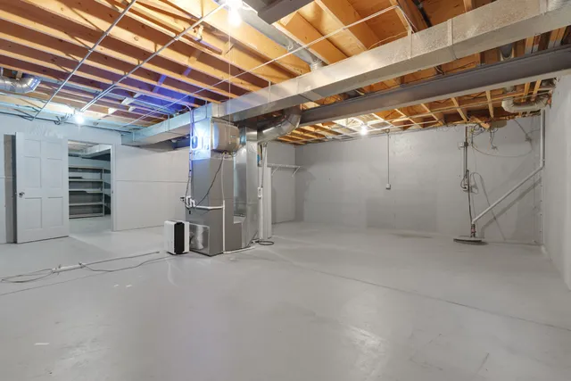 $400,000 | 3701 King Charles Lane, St. Charles, IL 60174