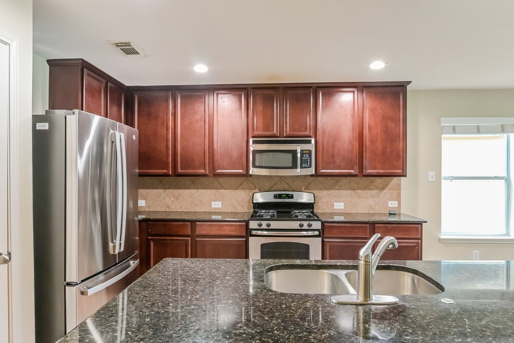 26522 Marble Point Lane Katy, TX 77494 - Photo 8 of 17