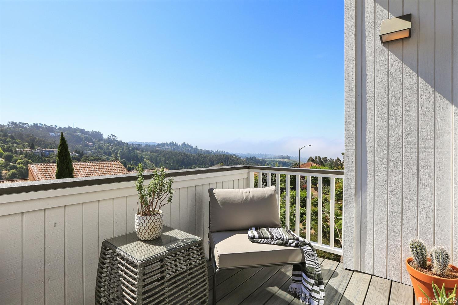 7107 Westmoorland Drive Berkeley, CA 94705 - Photo 12 of 36