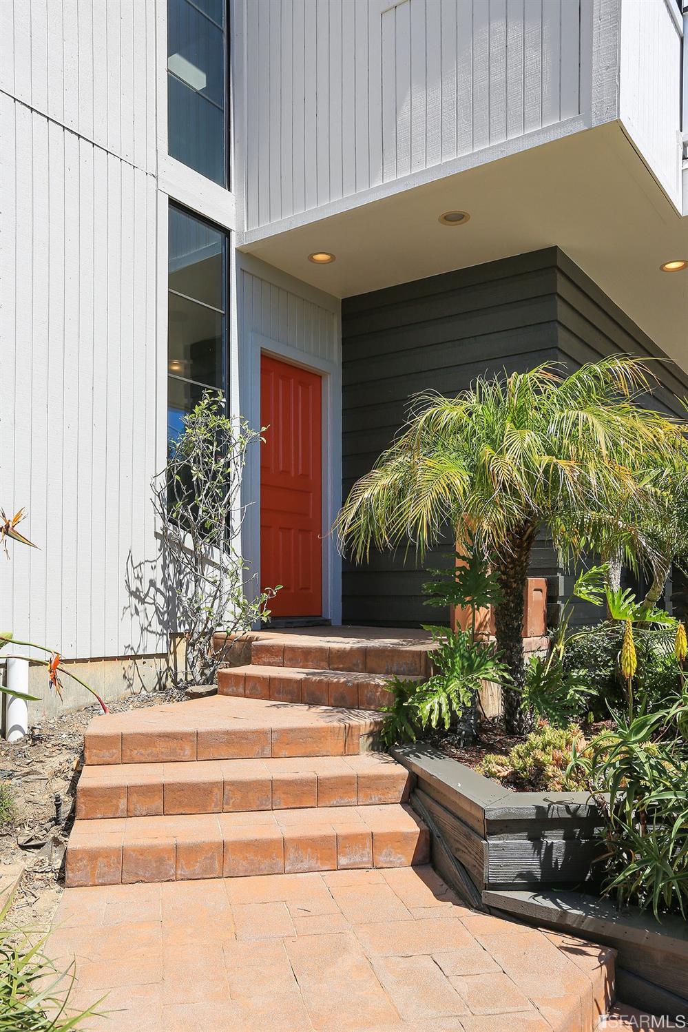 7107 Westmoorland Drive Berkeley, CA 94705 - Photo 5 of 36