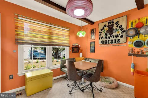 $530,000 | 5730 Thomas Edison Court, Alexandria, VA 22310