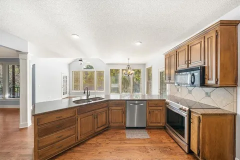 $535,000 | 6019 West 124th Street, Leawood, KS 66209