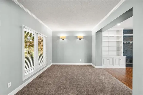 $535,000 | 6019 West 124th Street, Leawood, KS 66209